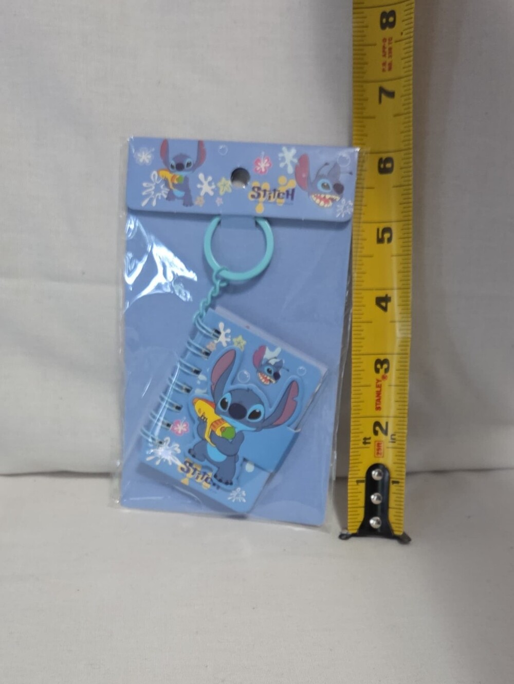 Lilo & Stitch mini notebook keychain - Picture 3 of 5
